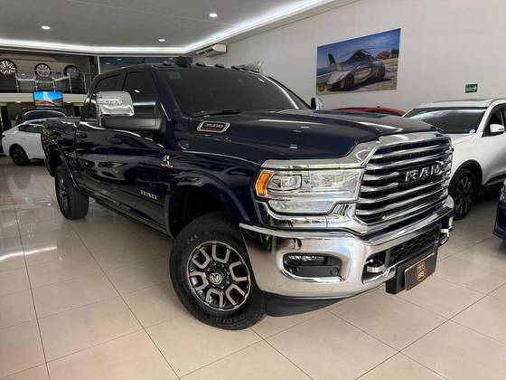 RAM 3500 6.7 I6 TURBO DIESEL LARAMIE CD 4X4 AUTOMÁTICO RAM 3500 6.7 I6 TURBO DIESEL LARAMIE CD 4X4 AUTOMÁTICO
